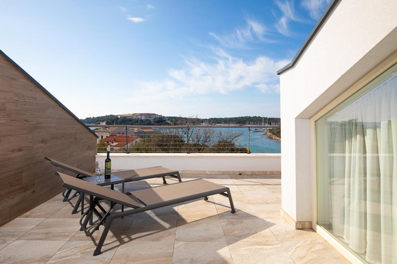 Apartman Damjan Pjescana Uvala Esterno foto