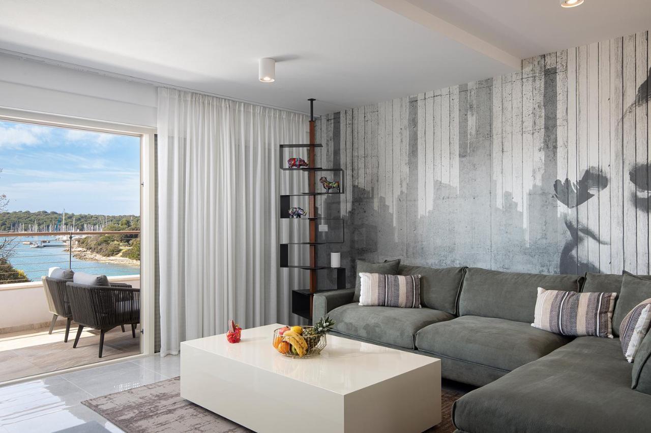 Apartman Damjan Pjescana Uvala Esterno foto
