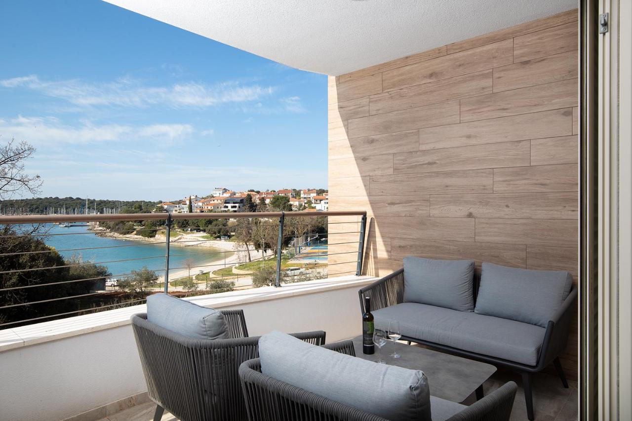 Apartman Damjan Pjescana Uvala Esterno foto