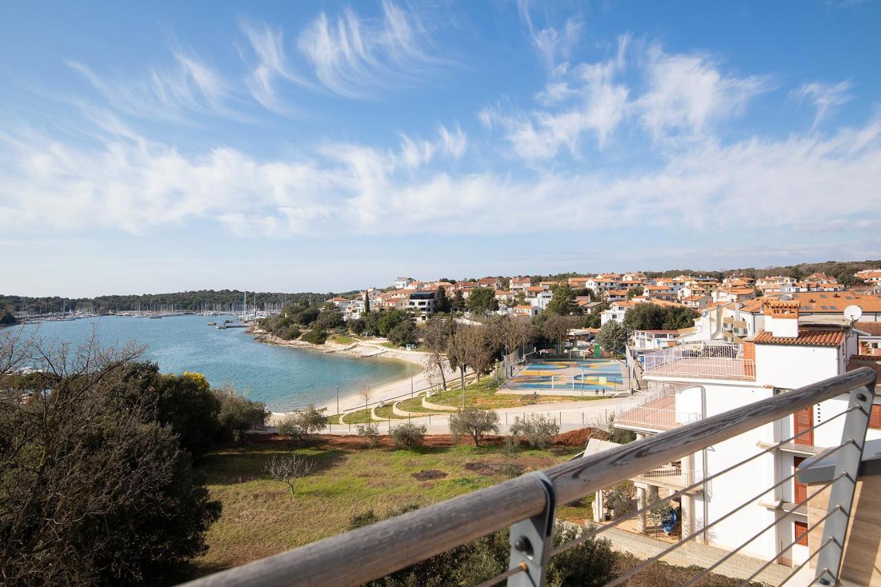 Apartman Damjan Pjescana Uvala Esterno foto